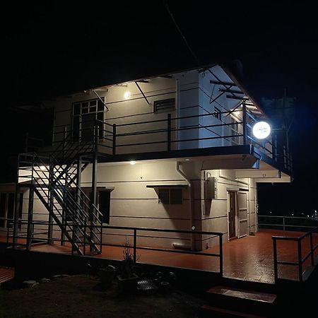 Abode Backpacker'S Hostel Madikeri Exterior photo