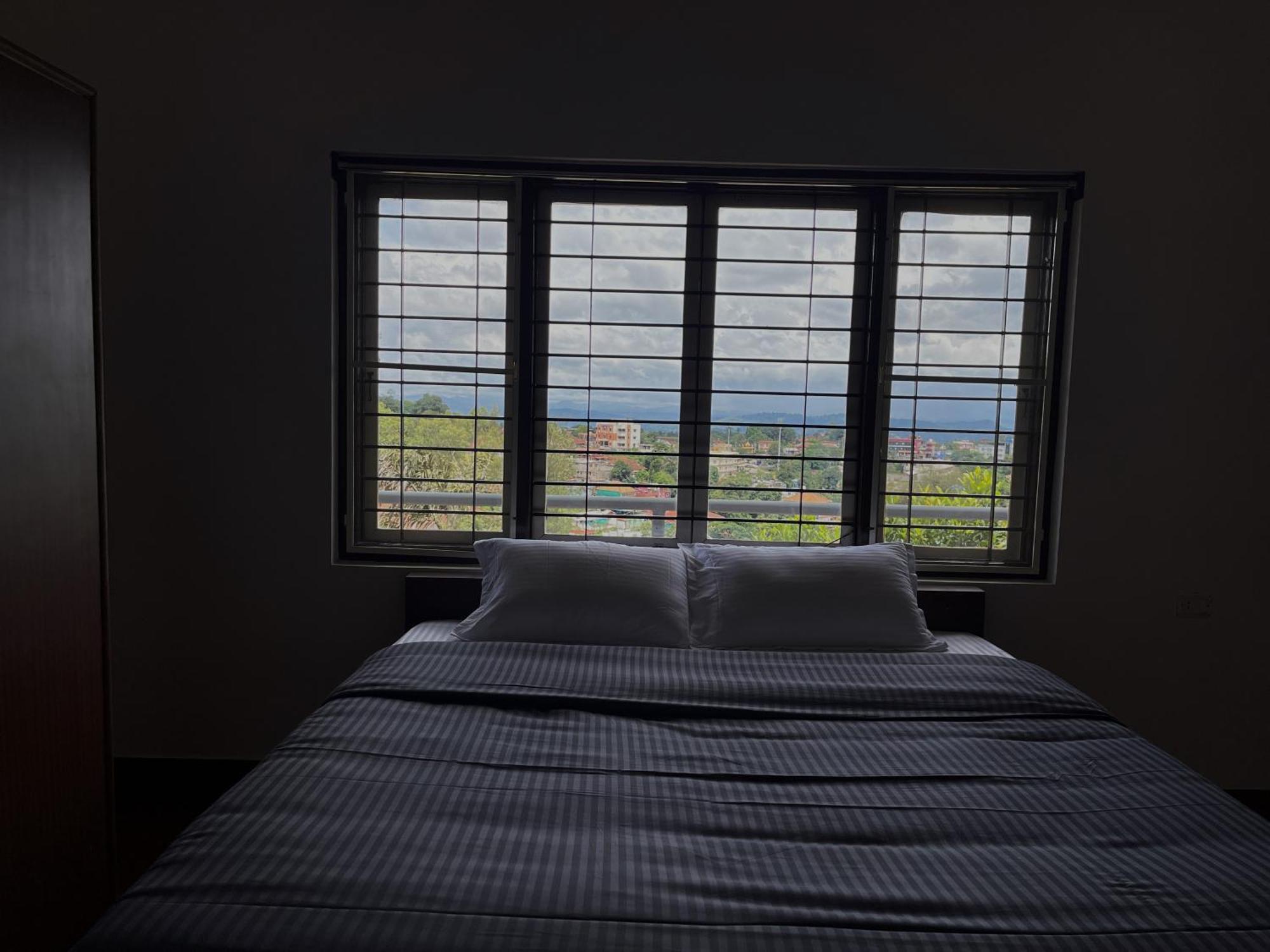 Abode Backpacker'S Hostel Madikeri Exterior photo